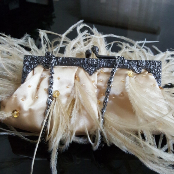 Gold beaded evening, satin bag, with fringes - Picture 7 of 7